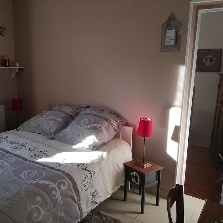 Bed and Breakfast La Colombe Tourrettes Exterior foto