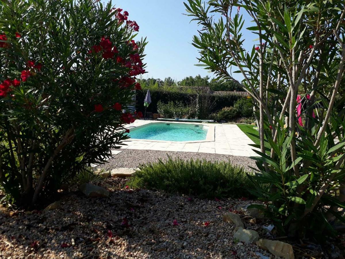 Bed and Breakfast La Colombe Tourrettes Exterior foto